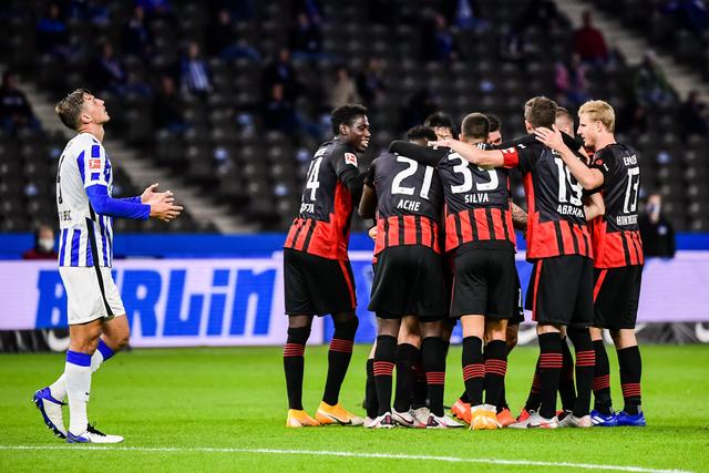 英媒：纽卡中卫博特曼即将回归